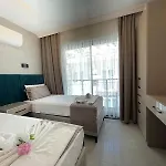 Apartament With Private Pools