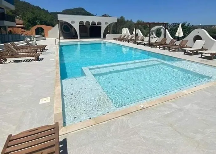 With Private Pools